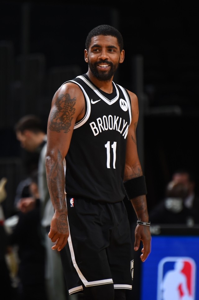 展现出更多 展现出更多