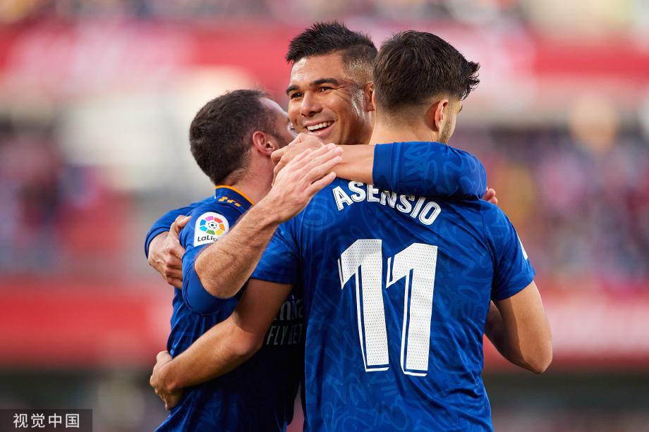 中与周琦的 中与周琦的