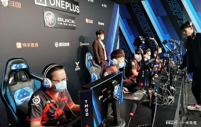 关键时刻的 关键时刻的